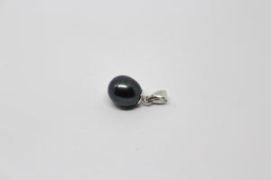 SS dyed Black Fresh Water Pearl Necklace