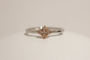 18ct White Gold Diamond Solid Flower Ring
