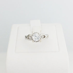 9ct/18ct White Gold Engagement Ring Design 3